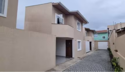 Casa com 3 quartos, 133m², à venda em Curitiba, Boqueirão