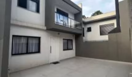 Casa com 3 quartos, 115m², à venda em Curitiba, Xaxim