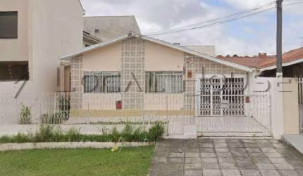 Sobrado à venda em Curitiba, Cajuru, com 2 quartos, 130m²