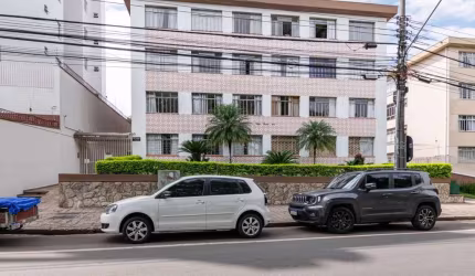 Apartamento 3 Dormitórios   à Venda no Centro Cívico, Curitiba -
