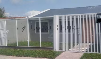 Sobrado à venda em Curitiba, Fazendinha, com 3 quartos, 82m²