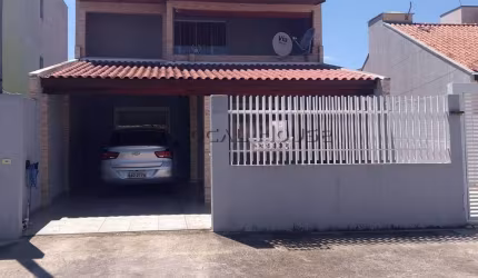 Sobrado à venda em São José dos Pinhais, Roseira de São Sebastião, com 3 quartos, 100m²