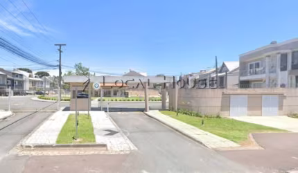 Casa em condomínio no Pinheirinho, com 2 quartos, 60m²