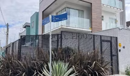 Sobrado à venda em Pinhais, Centro, com 3 quartos, 236m²