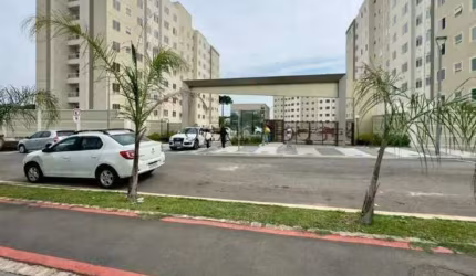Apartamento à venda em Curitiba, Uberaba, com 2 quartos, 58m²