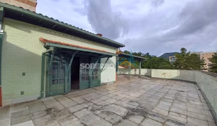 Apartamento Cobertura 3 Quartos (2 suítes), Candomínio com Lazer, Várzea, Teresópolis, RJ