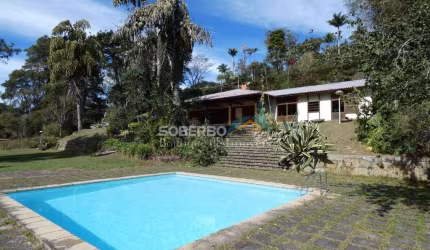 Chácara c/ 10.000 m2 e Casa de 5 quartos (1 Suíte), Piscina e Lazer, Teresópolis, RJ