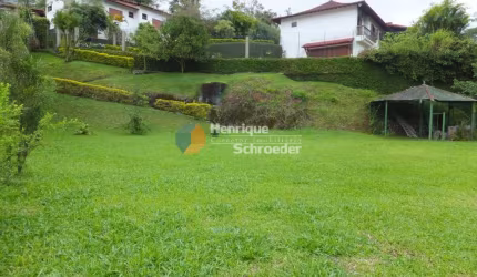 Terreno 800 m2 em Condomínio de Alto Padrão, Teresópolis, RJ