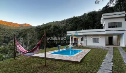 Casa 3 Quartos com Quintal, Piscina, Albuquerque, Teresópolis, RJ