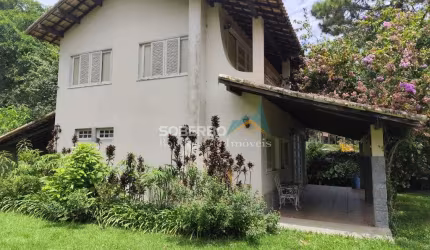 Casa 3 Quartos com Piscina e Quintal à Venda em Albuquerque, Teresópolis
