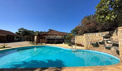 Chácara com 4 Suítes, 3500 m², Piscina, Jardim, Parque São Luiz, Teresópolis
