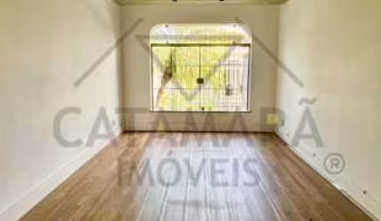 Casa com 3 quartos para alugar na Vila Oliveira, Mogi das Cruzes , 150 m2 por R$ 4.500