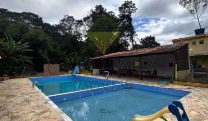 Chácara / sítio com 4 quartos à venda no Chácaras Copaco, Arujá  por R$ 2.500.000