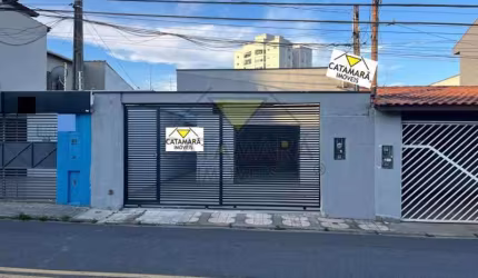 Casa comercial com 3 salas à venda no Jardim Armênia, Mogi das Cruzes  por R$ 650.000