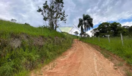 Terreno à venda no Parque Agrinco, Guararema , 1108 m2 por R$ 130.000