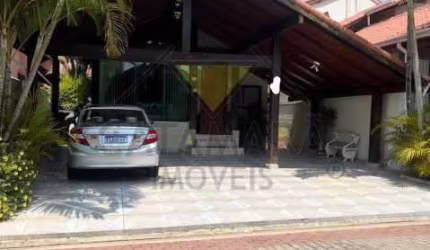 Casa em condomínio fechado com 3 quartos à venda na Chácara Jafet, Mogi das Cruzes , 180 m2 por R$ 950.000