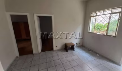 Primorosa  Casa de vila na região de Santana com 2 dormitórios, sala, 1 vaga
