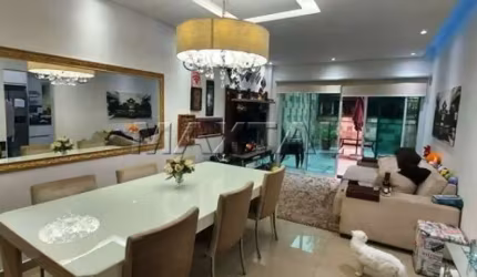 Casa em Condomínio fechado à  venda no Tremembé, 380 m², 4 suítes e 6 vagas.