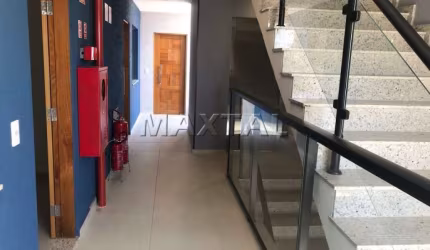 Apartamento à venda na Vila Nivi, com  sacada com churrasqueira, na Vila Constança.