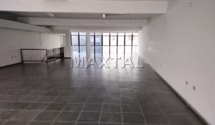 Prédio comercial para locação na Casa Verde, 3 andares, com 659m² e pé direito alto.