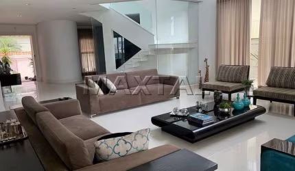 Sobrado no Jardim São Bento , 1150 m², 5 dormitórios, 4 salas, 9 banheiros e 6 vagas.