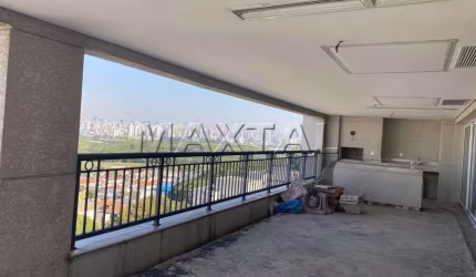 Apartamento de 296 m², 4 suítes, 2 salas, 6 banheiros e  5 vagas, em Santana.