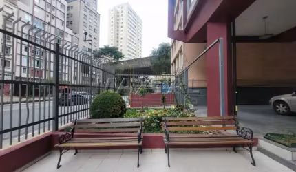 Kitnet à venda com 1 banheiro, sem vaga de garagem, com 46 m². Localizada no Bairro da Bela Vista.