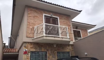 Sobrado à venda na Vila Nova Mazzei, de 170m², 3 suítes, garagem, sala e churrasqueira.