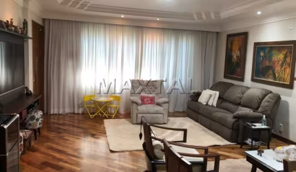 Casa Térrea nas Palmas  do Tremembé 3 Vagas / Espaço Gourmet / Lareira c/ Dependência de Empregada .