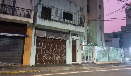 Loja para locação com 450m² na Maria Cândida com Galpão nos fundos para depósito.
