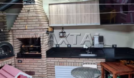Sobrado 125m² com 3 dormitórios, 1 suíte,  sala ampla, ar condicionado, cozinha 2 vagas. Vende