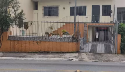 Casa na Zona Norte, Bairro Santa Terezinha, 3 dormitórios, 5 Vagas com 250m²