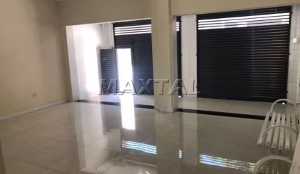 Loja comercial para locação, totalmente reformada com 400 m² e  5 salas, na Alfredo Pujol.