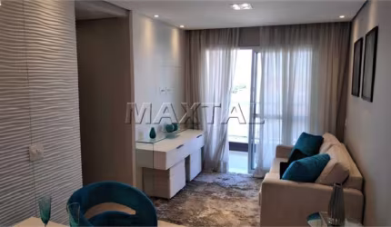 Apartamento à venda com 3 dormitórios,1 suíte e 2 vagas de garagem, no Jardim São Paulo.