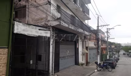 Galpão 640m², 3 salas, 2 banheiros, 10 vagas em rua comercial da Casa Verde.