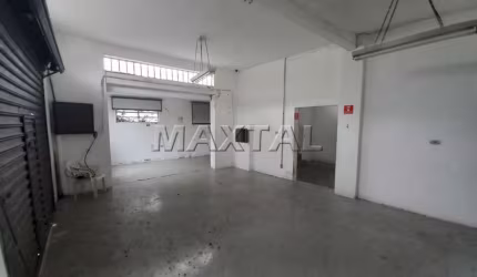 Melhor galpão da região com 400m², área de salão com divisão 100m², 3 banheiros, 3 escritórios.
