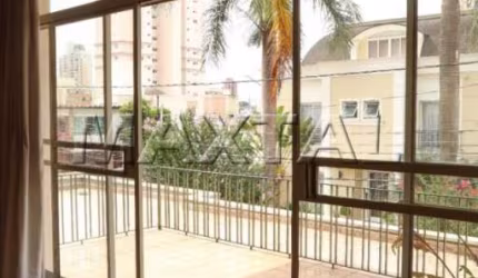 Casa à venda em Condomínio com 685m², 5 dormitórios, 5 banheiros, 2 salas e 4 vagas, em Santana.