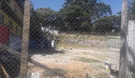 Terreno, com 900m², atrás do terminal de ônibus Vila Nova Cachoeirinha para locação.