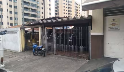Casa  em  Santa Teresinha com  3  dormitórios, sala,  cozinha, banheiro, com 1  vaga.