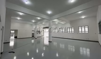 Prédio comercial para locação, próximo a Marginal Tietê, 900m² de área construída, 3 andares.