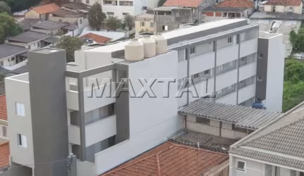 Apartamento de 2 dormitórios novo , pronto para morar junto á Avenida Água Fria.