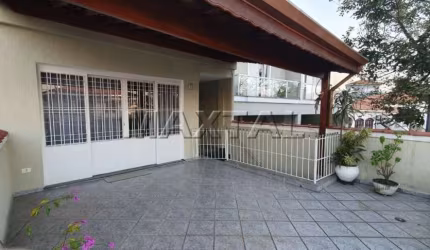 Casa de 167m², 3 dormitórios, 5 banheiros, 1 salas, 1 vaga, churrasqueira, edícula com banheiro