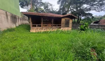 Casa à venda no Horto Florestal, Pré Fabricada com 750 metros de terreno, em rua sem saída.