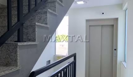 Apartamento com quintal de 2 dormitórios novo em condomínio, próximo ao metro Jardim São Paulo.