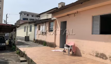 Terreno Residencial 600m² área total À venda na Vila Ede, 10 metros de frente de 60 metros de fundo.