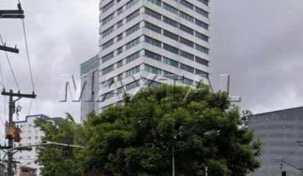 Sala Comercial 40m² com 2 banheiros e 1 vaga no Tucuruvi ao lado do Trimais Venda Prédio EBI Locado