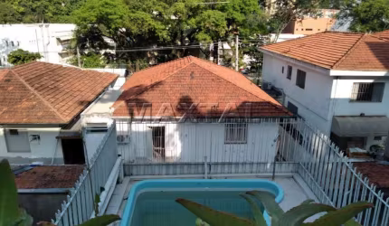 Casa à venda de 4 dormitórios, sala, 3 banheiros, 2 vagas garagem, de 225m², em Santana.