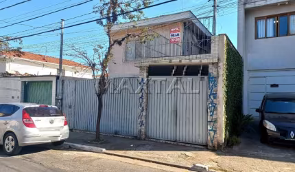Sobrado na Região da Braz Leme com 4 Dormitórios, 2 cozinhas, 2 Banheiros, amplo quintal e garagem.