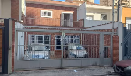Sobrado em Santana com 3 Dormitórios, 2 Salas, 2 terraços, 3 Banheiros, 3 Vagas e quintal.