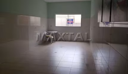 Sobrado a venda no Tucuruvi com 120m2, 2 quartos, 2 suítes, 3 banheiros, 2 vagas.